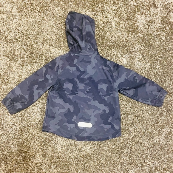 Athletic Works Rain Jacket - Picture 2 of 4